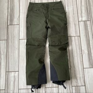 Patagonia ski/snowboard pants. EUC